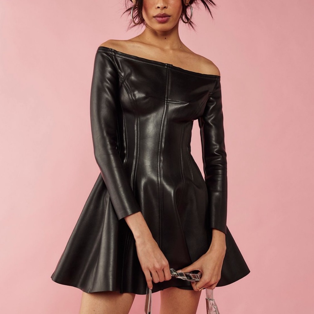 NWT NORMA KAMALI x Free People Off Shoulder Grace Mini Dress Medium in Black